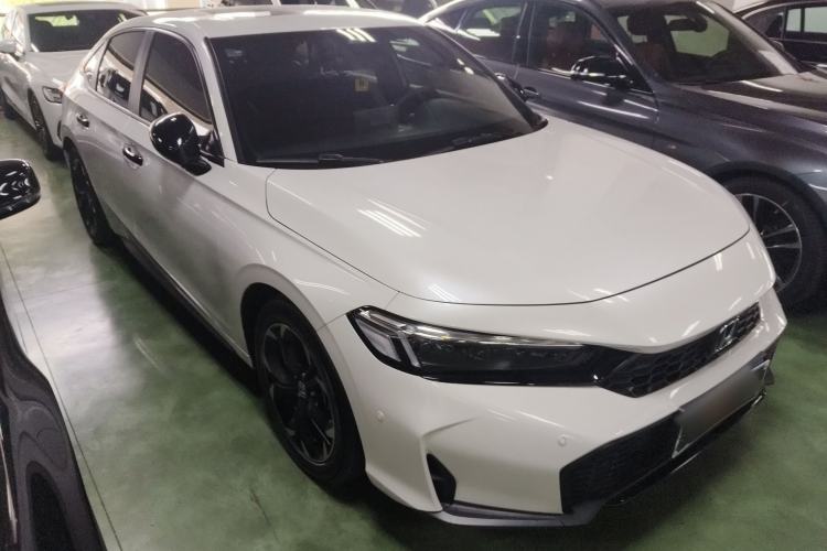 Used Honda Civic 2025 240TURBO CVT SmartFun Pro Front Right 45 Deg