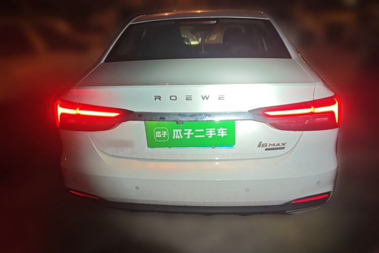 Used Roewe i6 MAX 2020 300TGI Automatic Supreme Edition with Cool Sunroof and Advanced Driving Features Rear