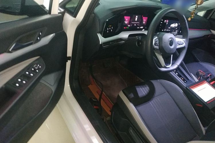 Used Volkswagen Golf 2023 Facelift 280TSI DSG Pro
