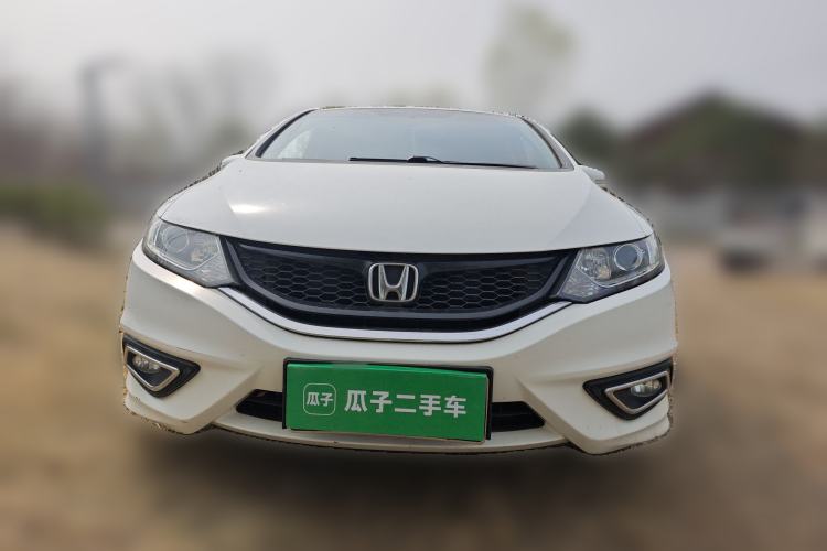 Used Honda Jade 2013 1.8L automatic Comfort version 5 seats