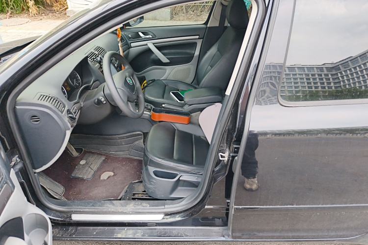 Used Skoda Octavia 2013 2.0L Automatic Yijie Edition