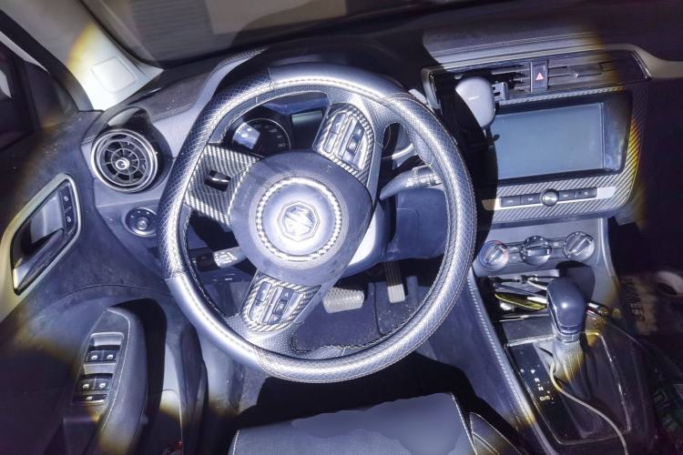 Used MG ZS 2017 1.5L Automatic Elite Edition Steering Wheel