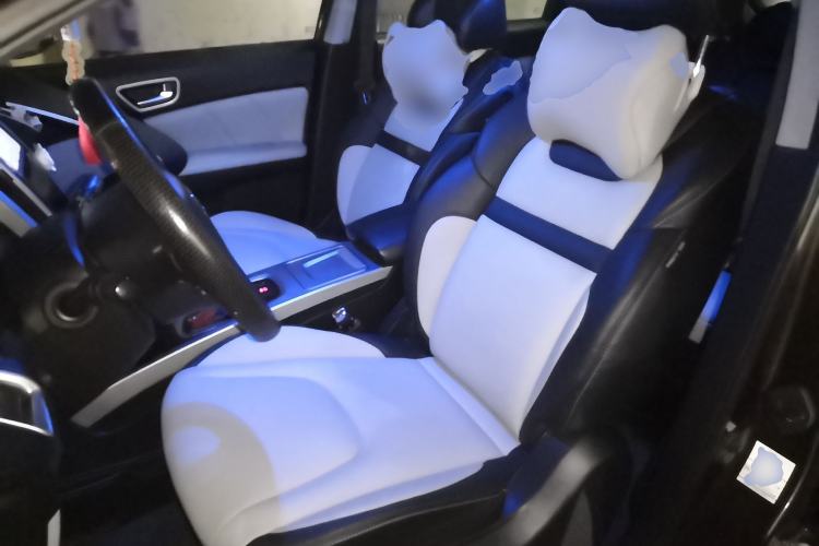 Used Luxgen U6 SUV 2014 1.8T ZhiZun Model
