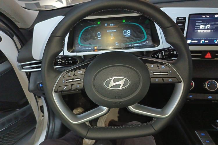 Used Hyundai Elantra 2023 1.5L CVT GLX Elite Edition Steering Wheel