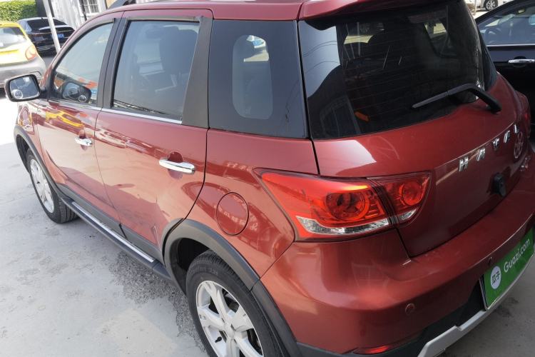 Used Haval H1 2017 Red-Label 1.5L AMT Luxury Model Rear Left 45 Deg