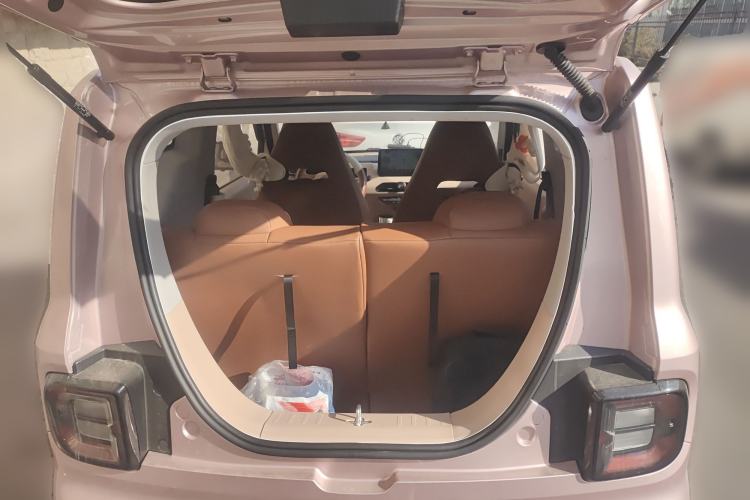 Used Geely Galaxy Panda 2024 Panda Mini 200km Endurance Bear
