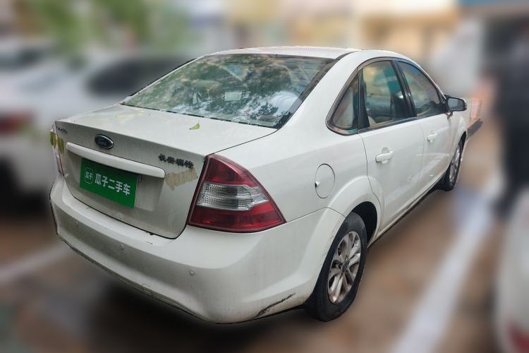 Used Ford Focus 2013 Sedan Classic 1.8L Automatic Base Model Rear Right 45 Deg