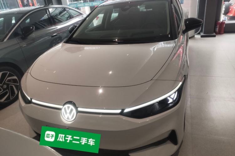 Used Volkswagen ID.7 VIZZION 2024 AIR model
