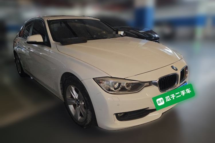 Used BMW 3 Series 2015 320i Luxury Line Stylish Edition