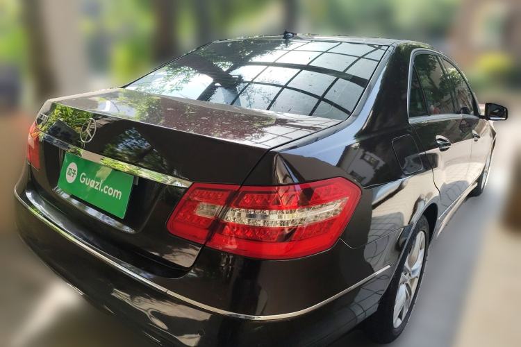 Used Mercedes-Benz E-Class 2009 E 300 Elegant Model