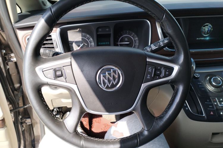 Used Buick GL8 2017 25S Luxury Version China V Standard