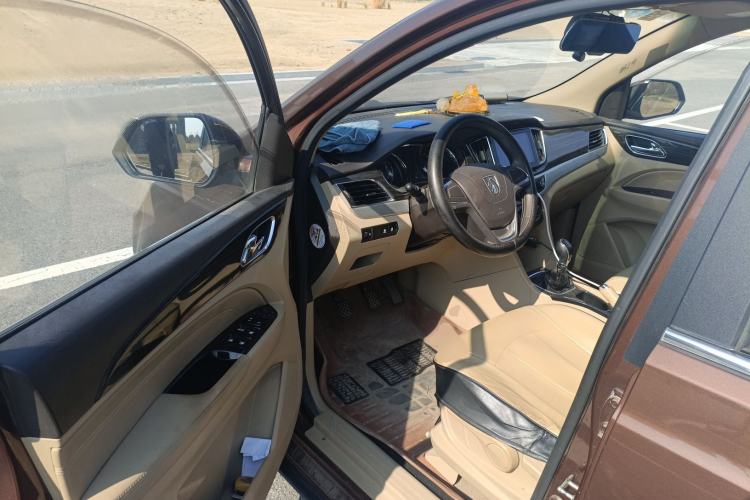 Used Baojun 730 2016 1.5L Manual Comfort Version 7 Seats China V Emission Standard