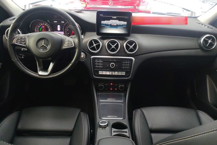 Used Mercedes-Benz GLA 2017 GLA 200 Fashion Model