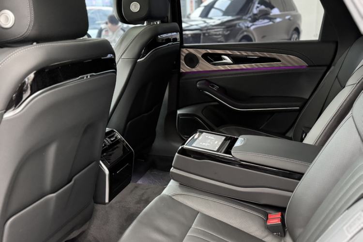 Used Hongqi H9 2022 2.0T Smart Connect Flagship Edition