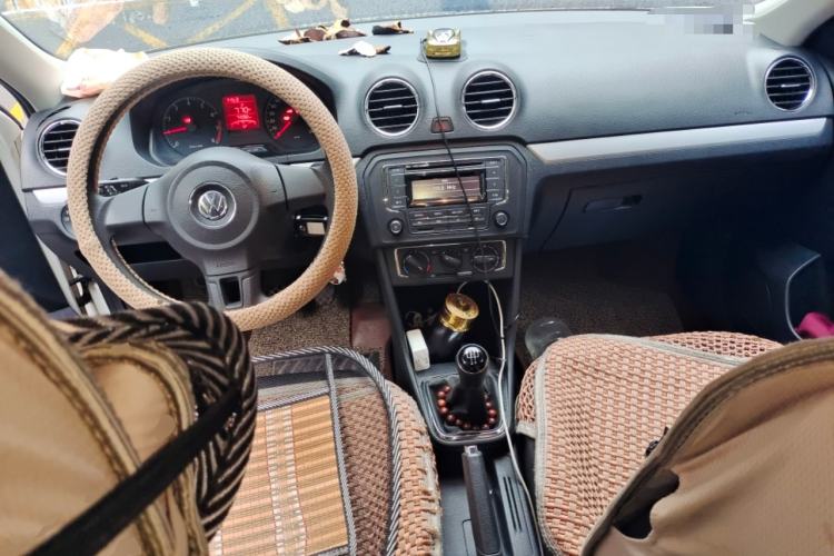 Used Volkswagen Jetta 2015 1.6L Manual Comfort Model
