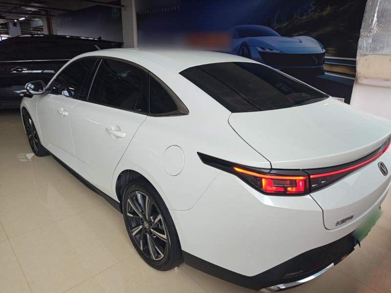 Used CHANGAN Eado 2025 Blue Whale 1.5T 500Bar Prestige Model — 4