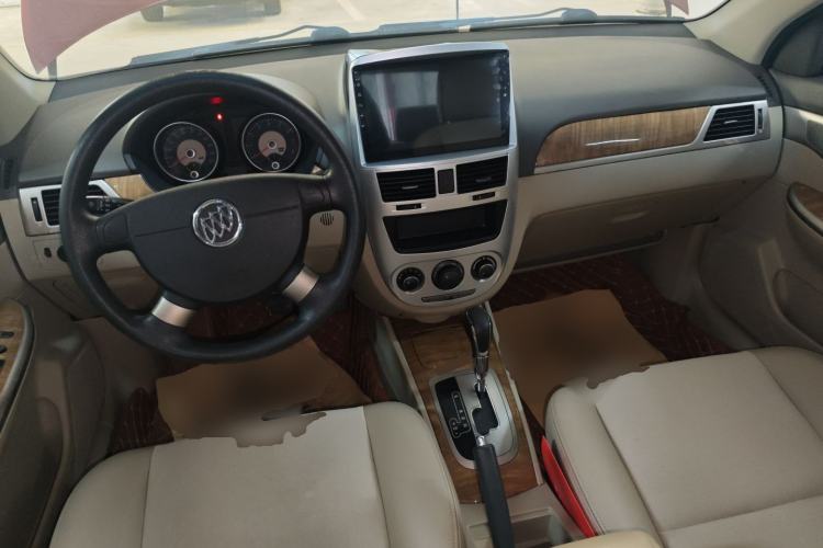 Used Buick Excelle 2015 1.5L Automatic Classic Model
