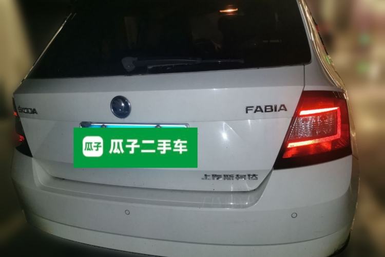 Used Skoda Fabia 2017 1.4L Automatic Car Enjoy Edition