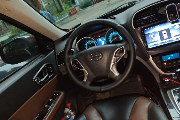 Used GAC Trumpchi GS5 Super 2016 1.8T Automatic All-Wheel-Drive Anniversary Edition Steering Wheel