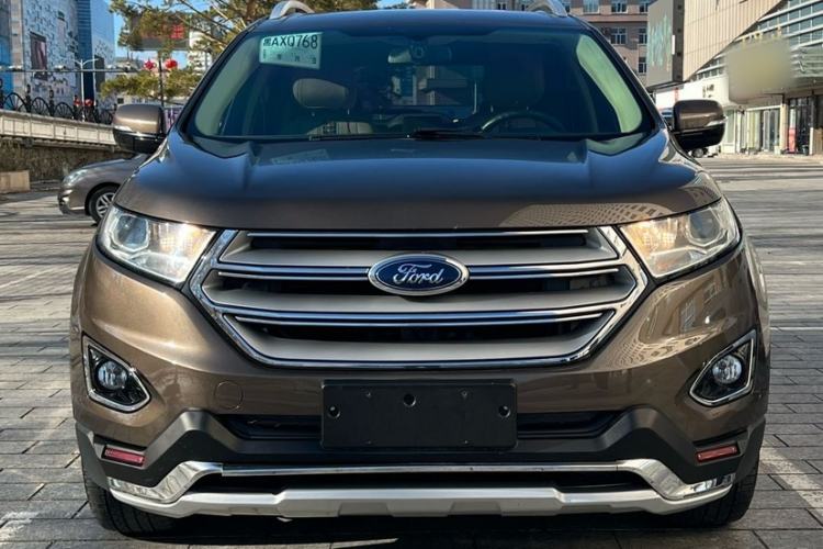 Used Ford Edge 2016 EcoBoost 245 Two-Wheel-Drive Titanium 5-Seater Exterior 5
