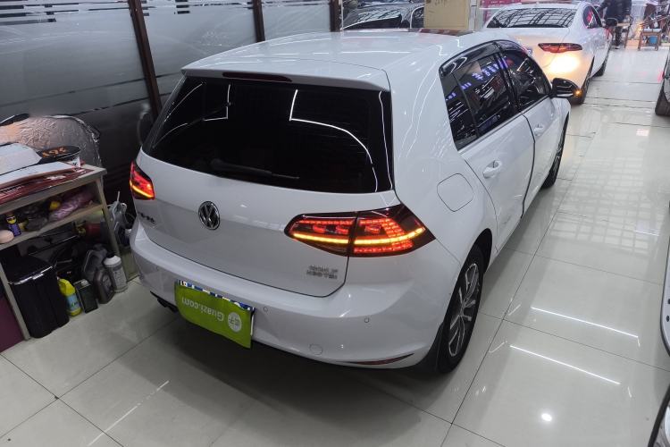 Used Volkswagen Golf 2017 230TSI Automatic Luxury Million-Vehicle Commemorative Edition
