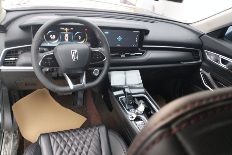 Used Bestune T99 2020 20TD Automatic Premium Edition Center Console