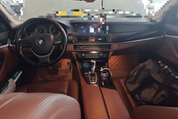 Used BMW 5 Series 2017 520Li Elegant Edition
