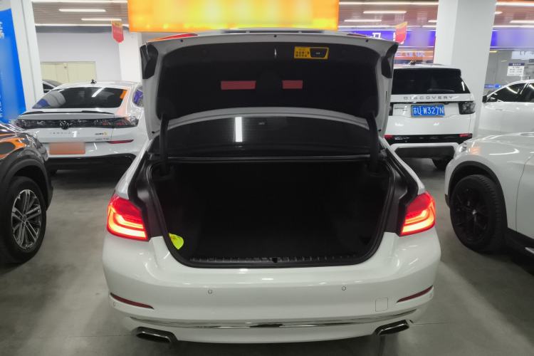 Used BMW 5 Series 2020 530Li Leading Edition Luxury Package Trunk