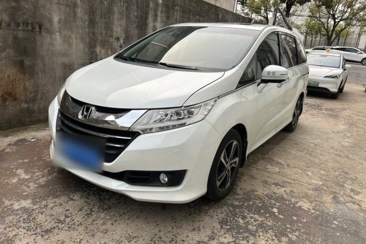Used Honda Odyssey 2015 Updated Version 2.4L Smart Edition