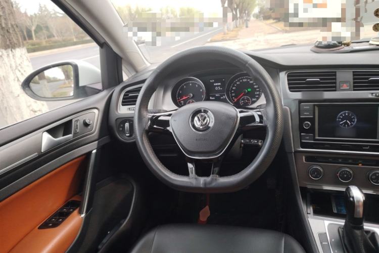 Used Volkswagen Golf 2015 1.4TSI Automatic Comfort Model