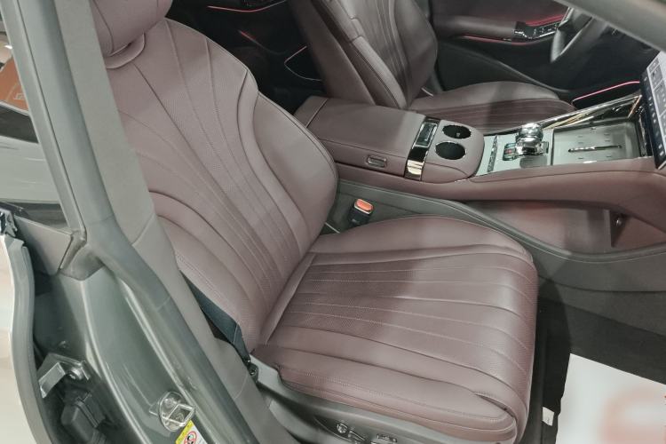 Used Denza Z9GT 2024 1100 Four-Wheel Drive Ultra Version
