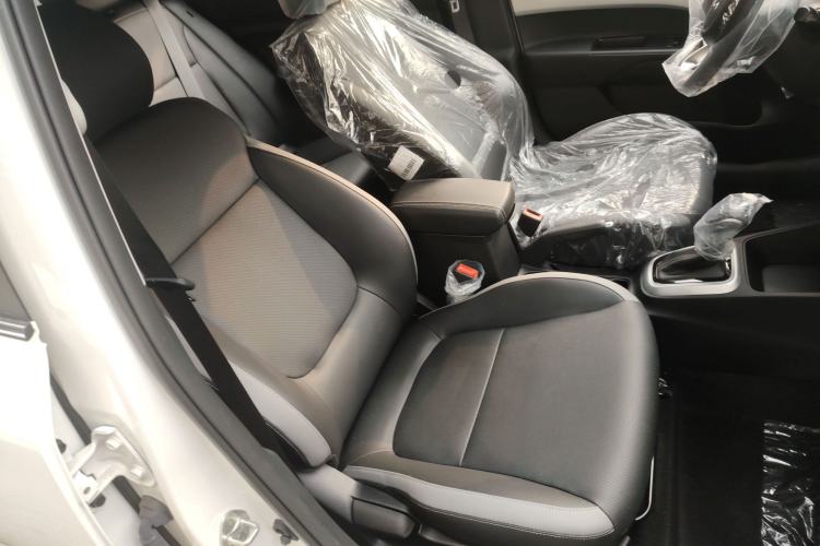 Used Kia kx1 Stonic 2021 1.4L CVT Sunroof Model