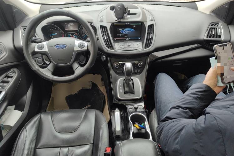 Used Ford Kuga 2015 2.0L GTDi Four-Wheel-Drive Sport Model