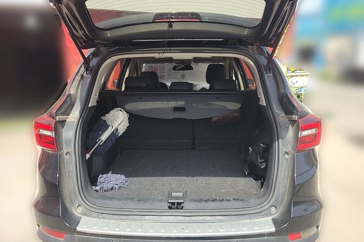 Used Dongfeng Aeolus AX7 2018 Classic 1.6T Automatic Luxury Model
