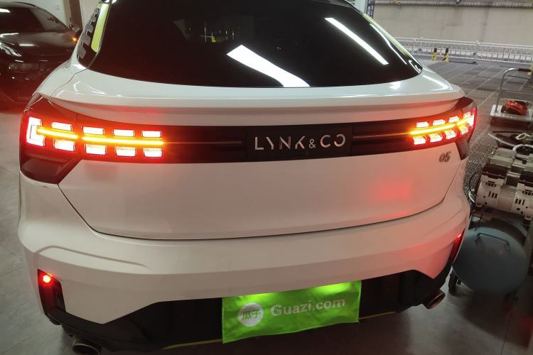 Used Lynk & Co 05 2020 2.0TD Two-Wheel Drive Shine Halo