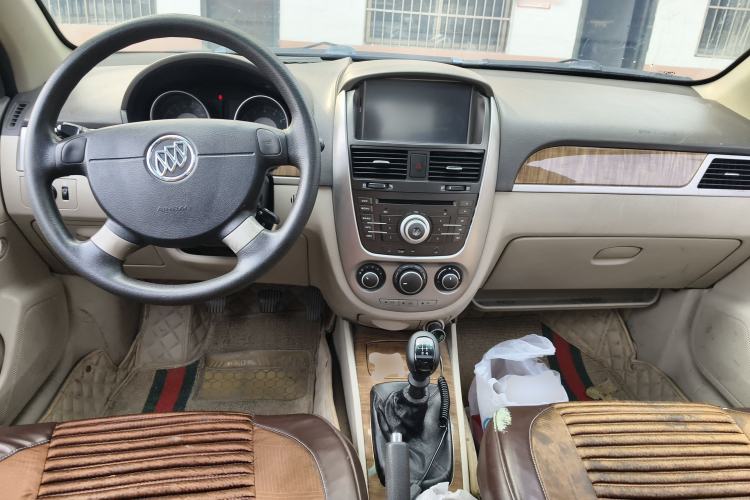 Used Buick Excelle 2015 1.5L Manual Classic Trim
