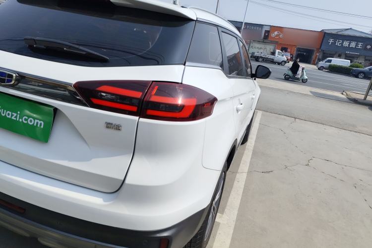 Used Geely Auto Emgrand X7 Sport 2020 1.8TD DCT Two-Wheel Drive Smart Connect 4G-Enabled Version