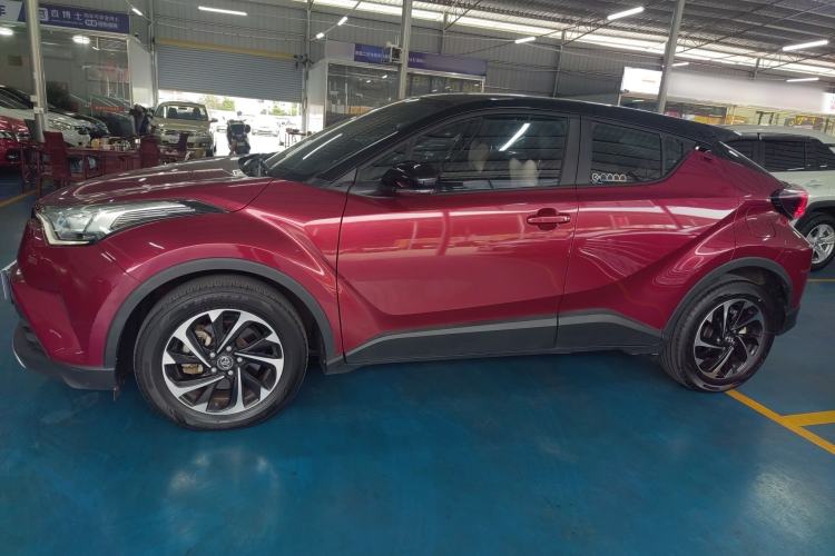 Used Toyota IZOA 2020 2.0L Yichi Version