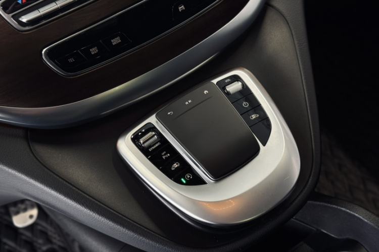 Used Mercedes-Benz V-Class 2020 V 260 L Long-wheelbase Luxury Edition
