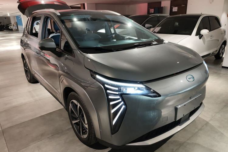 Used AION Y 2023 Plus 610 Smart Edition Lithium Iron Phosphate