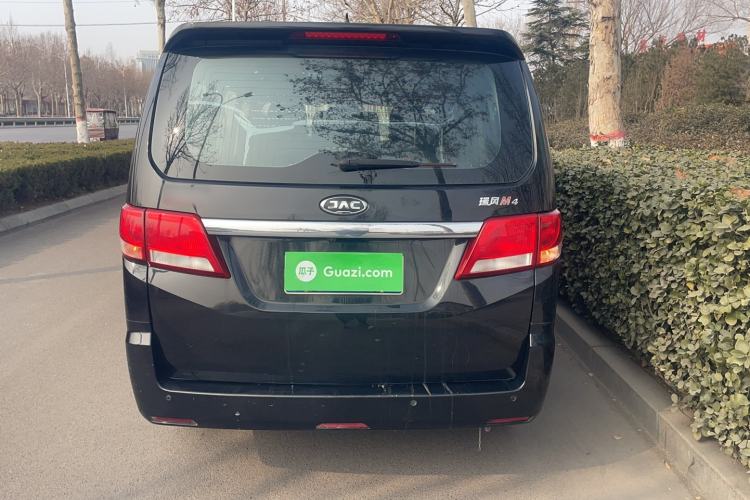 Used JAC Refine M4 2016 2.0L Manual Luxury Version