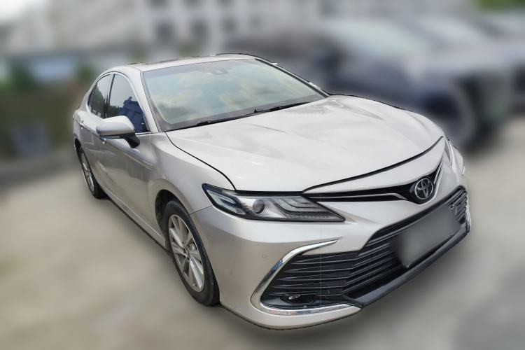 Used Toyota Camry 2021 2.0G Luxury Edition
