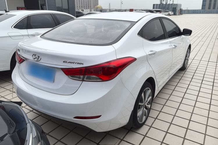 Used Hyundai Elantra (5th Generation / Langdong) 2015 1.6L Automatic Leading Model