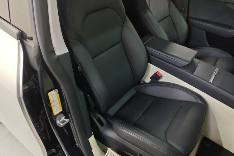 Used Tesla Model Y 2025 Long-Range All-Wheel Drive First Edition