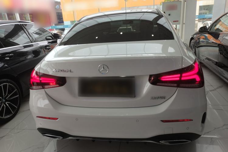 Used Mercedes-Benz A-Class 2020 Restyled A 200 L Sport Sedan Fashion Version
