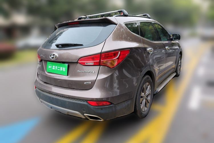 Used Hyundai Santa Fe 2013 2.4L Automatic Two-Wheel Drive Smart Version Rear Right 45 Deg