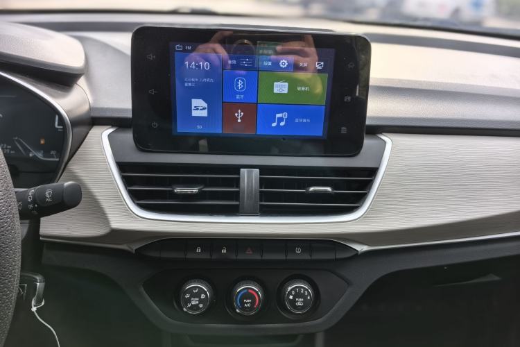 Used Baojun 360 2021 1.5L Manual Elite Edition Audio And AC Panel