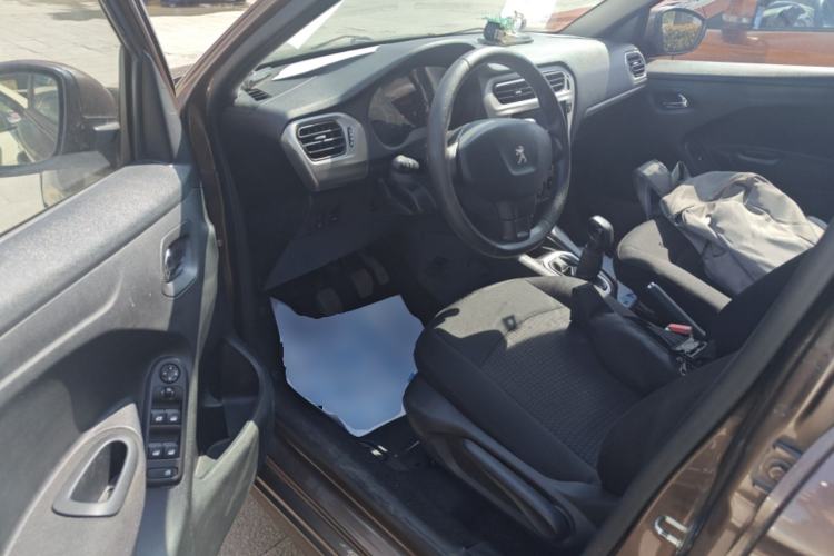 Used Peugeot 301 2016 1.6L Manual Comfort Edition
