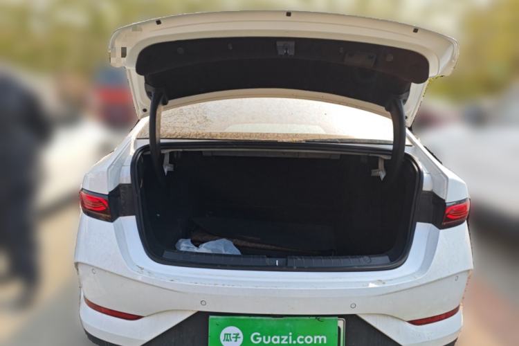 Used BYD Qin PLUS 2025 DM-i Smart Drive 55KM Leading Model
