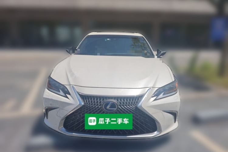 Used Lexus ES 2020 300h Smart Hybrid Special Limited Edition